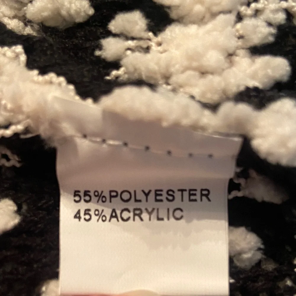 Chic Black and White Textured Cardigan, size S. NWT - Picture 8 of 13